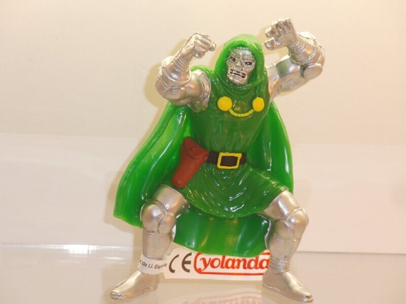 Marvel Superhelden: Yolanda 90er Jahre: Dr. Doom Marvel Superhelden: Yolanda 90er Jahre: Dr. Doom