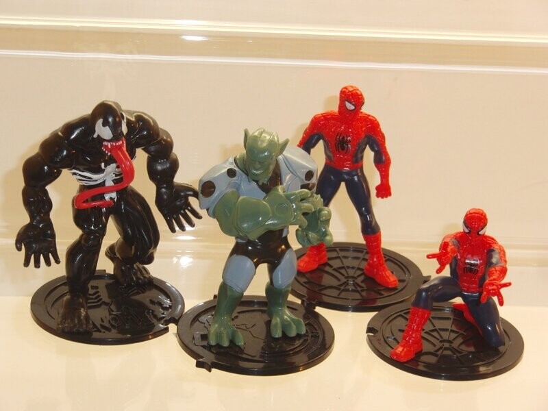 Marvel Superhelden: Comansi: Spiderman: Set mit 4 Figuren auf Standplatte Marvel Superhelden: Comansi: Spiderman: Set mit 4 Figuren auf Standplatte