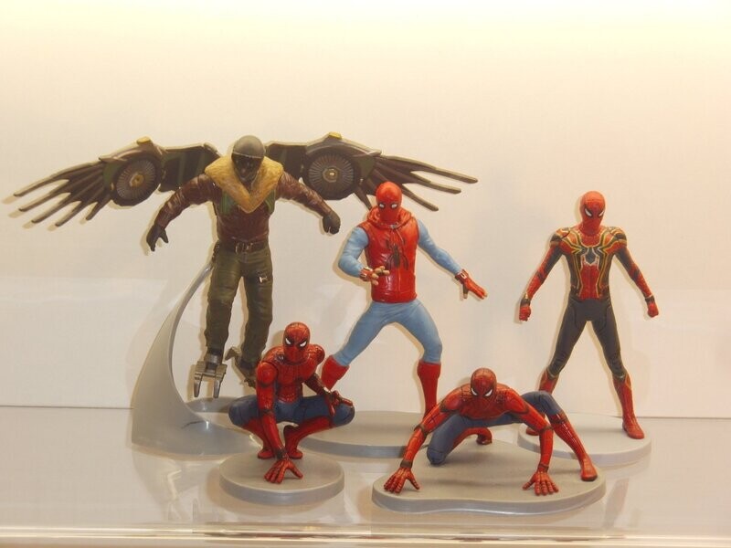Marvel Superhelden: Disney Store: Spiderman: Set mit 5 verschiedenen Figuren Marvel Superhelden: Disney Store: Spiderman: Set mit 5 verschiedenen Figuren