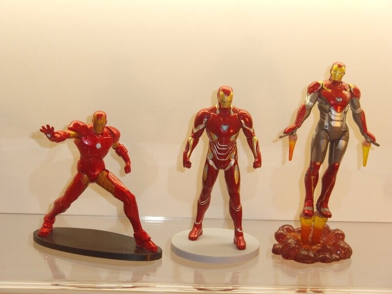 Marvel Superhelden: Disney Store: Iron Man: Set mit 3 verschiedenen Figuren Marvel Superhelden: Disney Store: Iron Man: Set mit 3 verschiedenen Figuren