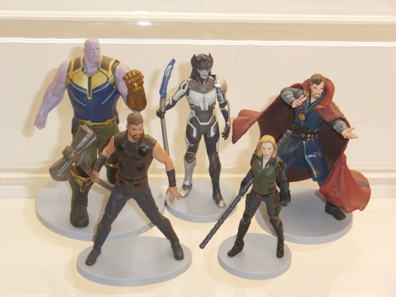 Marvel Superhelden: Disney Store: Avengers: Set mit 5 verschiedenen Figuren