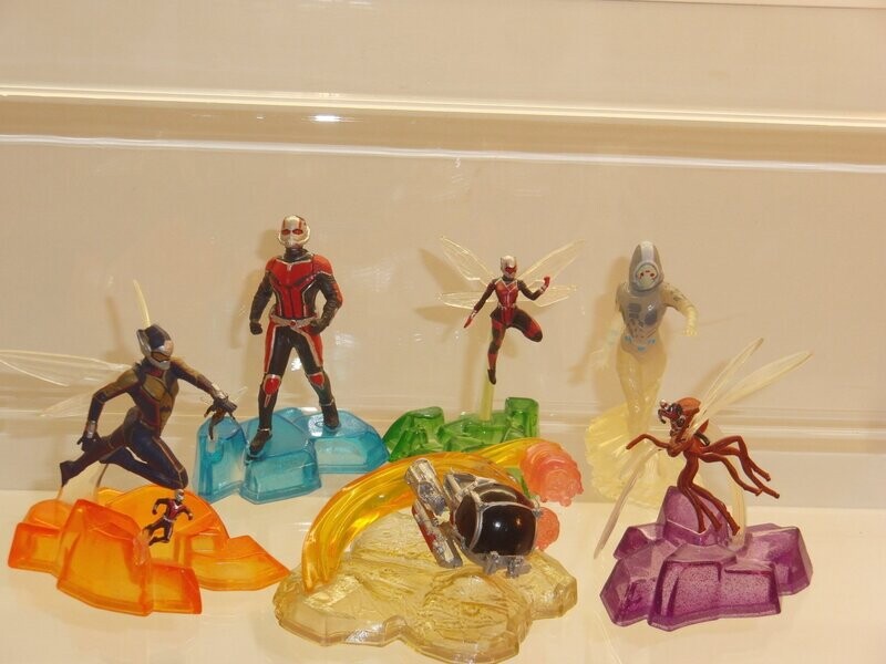 Marvel Superhelden: Disney Store: Antman and the Wasp: Set mit 6 verschiedenen Figuren