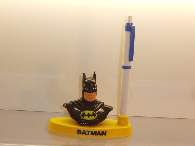 DC Superhelden: Bully 1989: Batman Büste auf Stiftehalter DC Superhelden: Bully 1989: Batman Büste auf Stiftehalter
