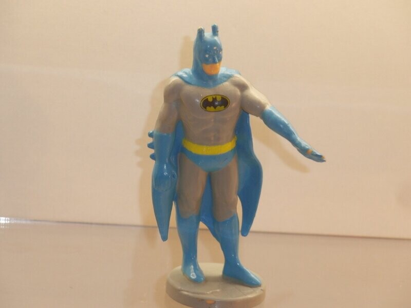 DC Superhelden: Presents (Applause) 1988: Batman stehend DC Superhelden: Presents (Applause) 1988: Batman stehend