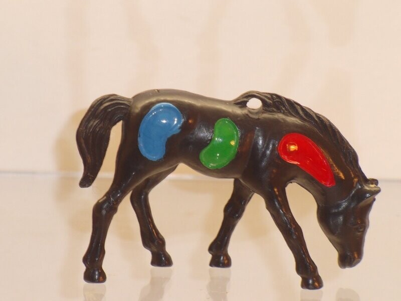 Werbefiguren: C & A 80er Jahre: Palomino Pferd grasend Werbefiguren: C & A 80er Jahre: Palomino Pferd grasend