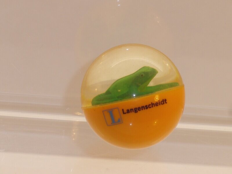 Werbefiguren: Langenscheid: Frosch im Hüpfball Werbefiguren: Langenscheid: Frosch im Hüpfball