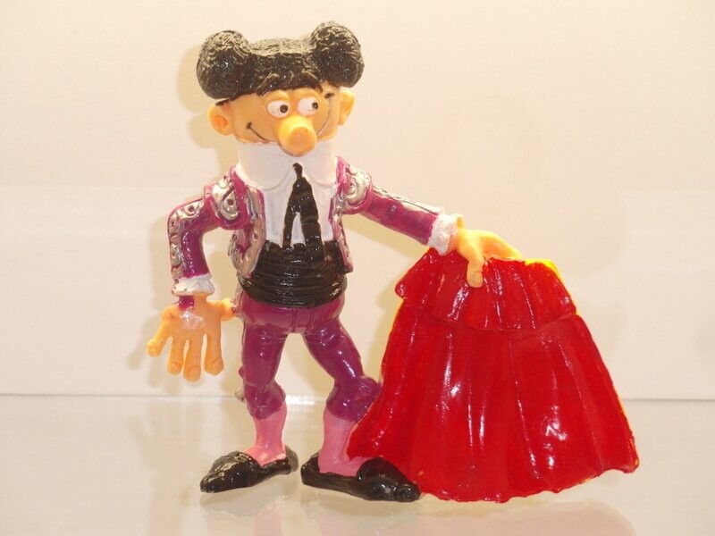 Clever und Smart: Yolanda 1988: Fred Clever als Torero (ohne Brille)
Anzug lila