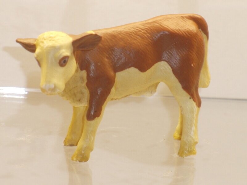 Schleich: 13132 Kalb stehend braun/weiß Schleich: 13132 Kalb stehend braun/weiß