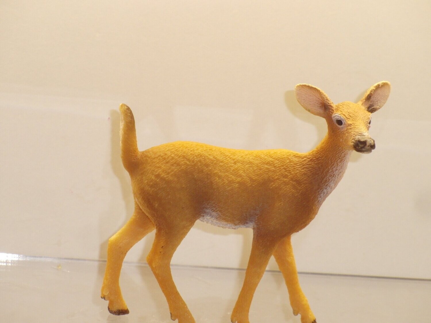 Schleich: 14710 Weißwedel Kuh