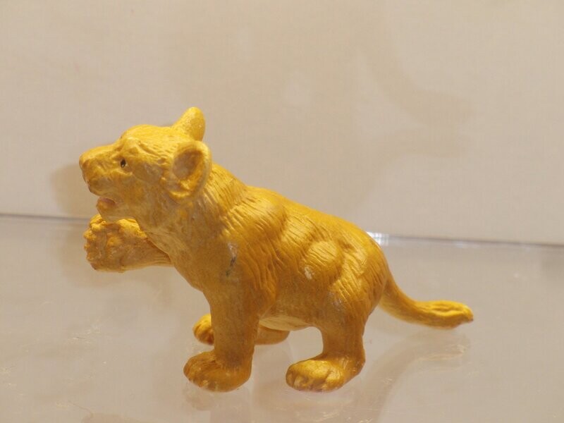 Schleich: 14038 Löwenbaby gelbe Bemalung Schleich: 14038 Löwenbaby gelbe Bemalung
