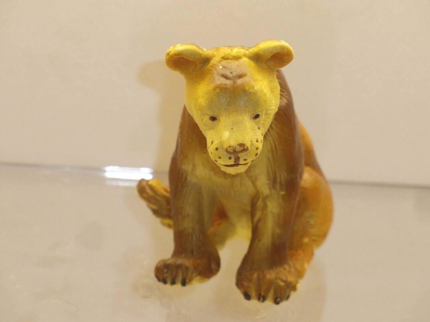 Schleich: 14037 Löwin sitzend
