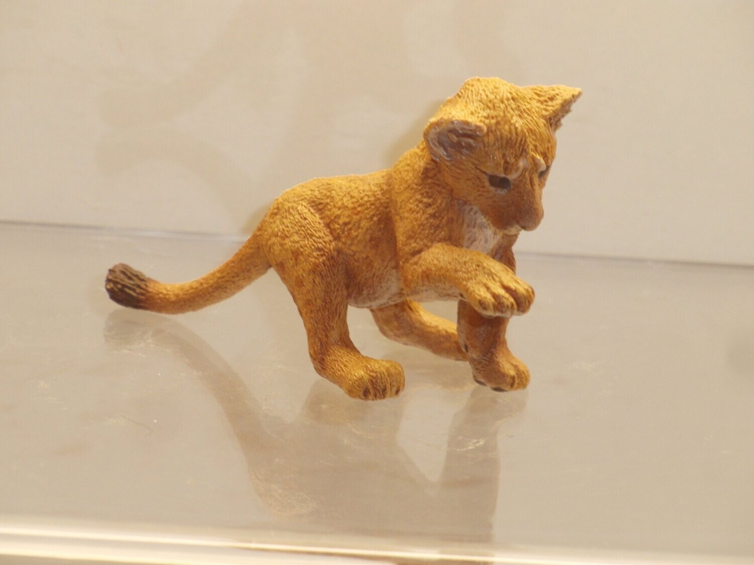 Schleich: 14377 Löwenjunges spielend