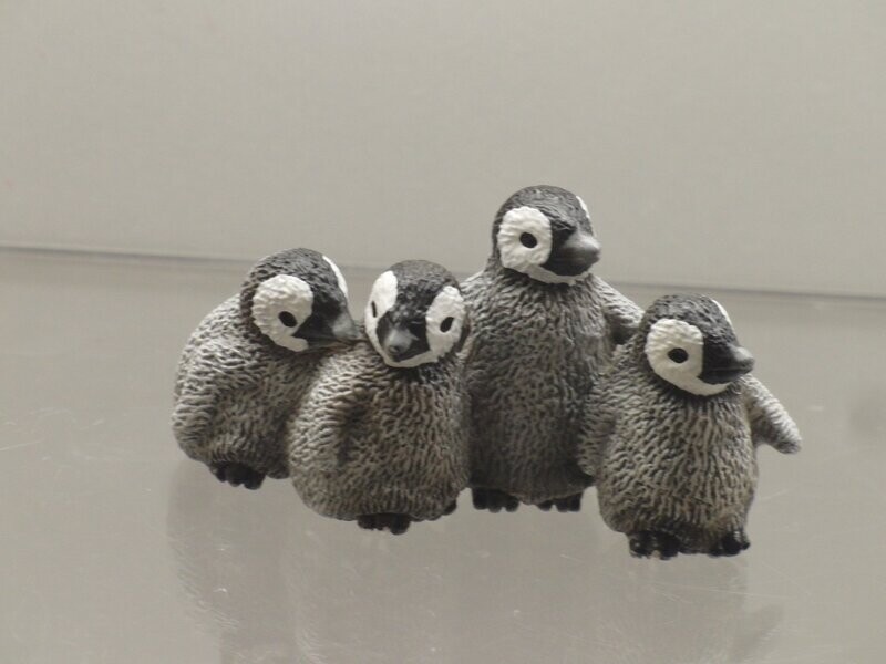 Schleich: 14618 Kaiserpinguin Jungen Schleich: 14618 Kaiserpinguin Jungen