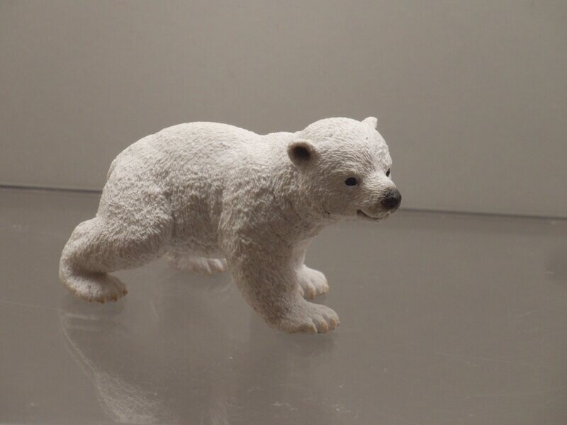 Schleich: 14708 Eisbärjunges laufend Schleich: 14708 Eisbärjunges laufend