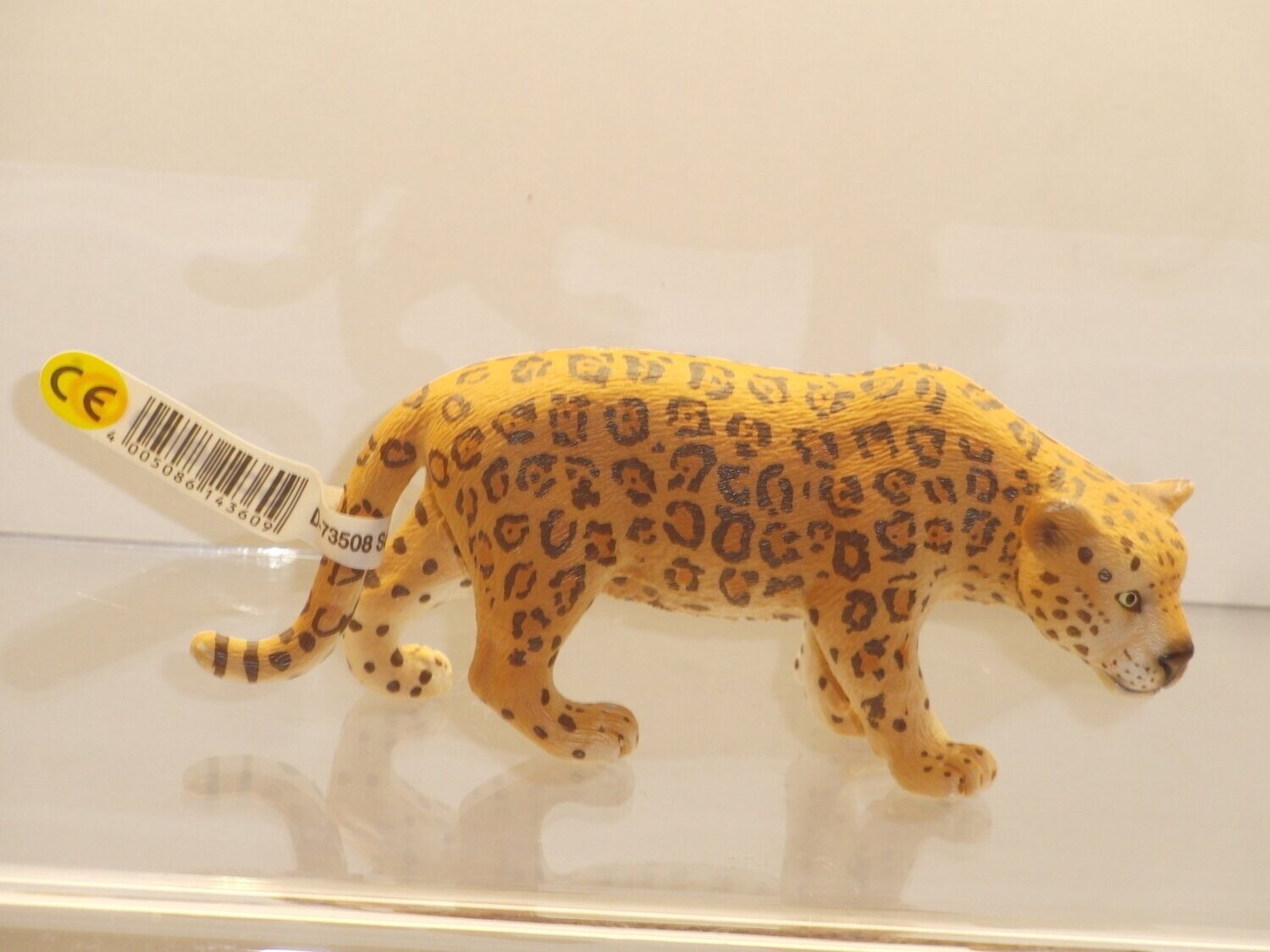 Schleich: 14360 Leopard mit Fähnchen