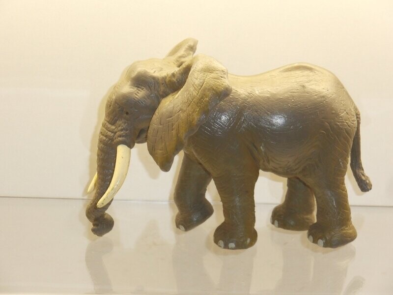 Schleich: 14027 Afrikanische Elefantenkuh Schleich: 14027 Afrikanische Elefantenkuh