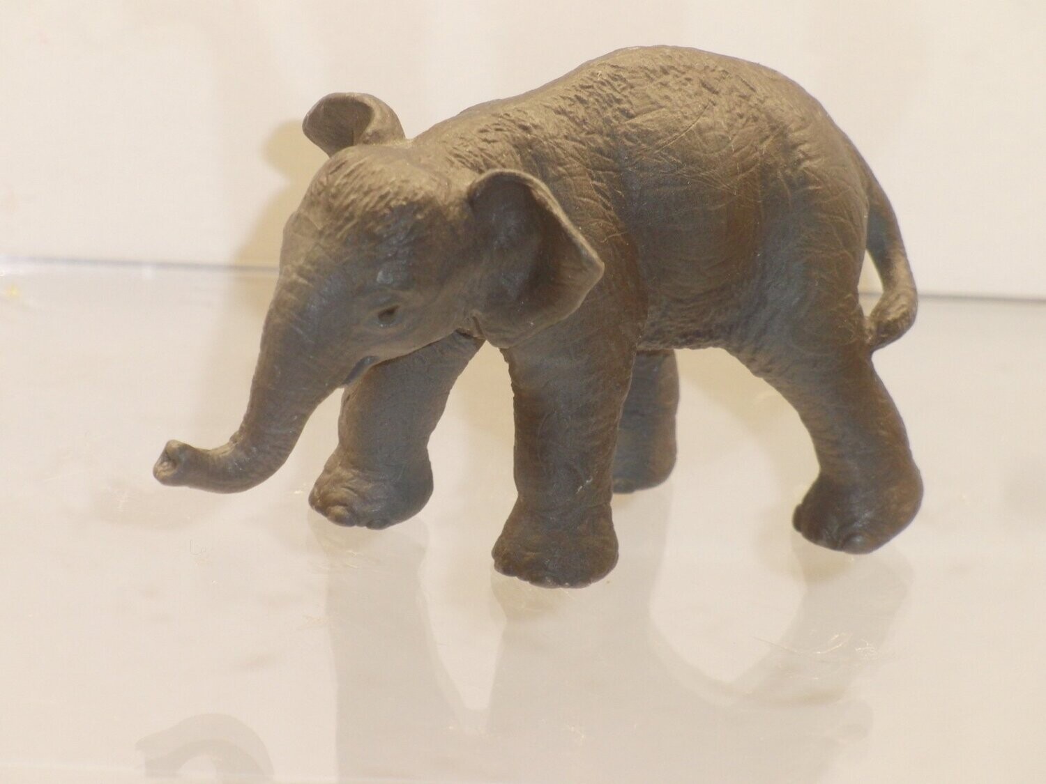 Schleich: 14343 Asiatisches Elefantenbaby