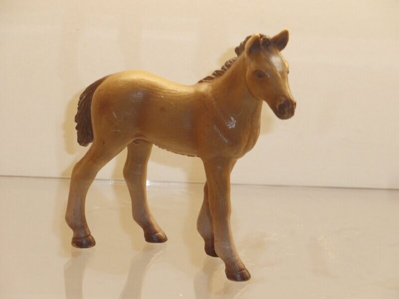 Schleich: 13277 Hannoveraner Fohlen Schleich: 13277 Hannoveraner Fohlen