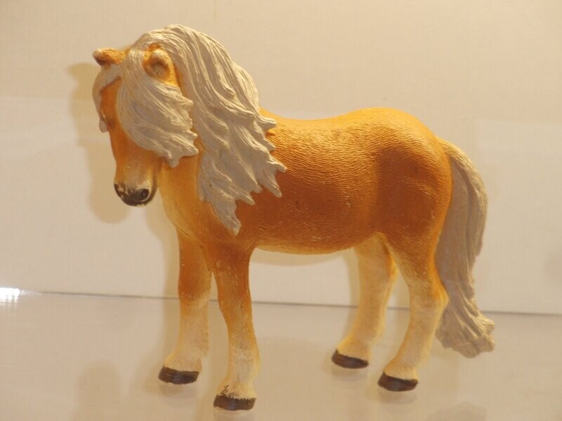 Schleich: 13790 Island Pony Stute Schleich: 13790 Island Pony Stute