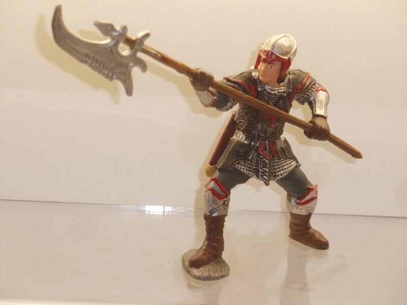 Schleich: 70106 Drachenritter mit Stabwaffe Schleich: 70106 Drachenritter mit Stabwaffe
