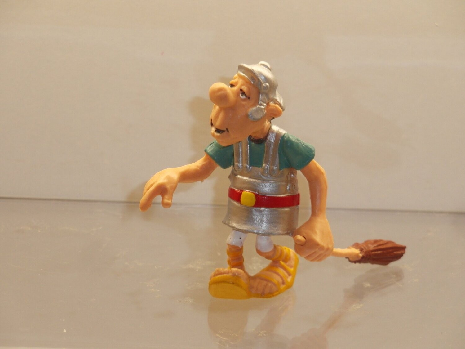 Asterix: Bully 1992: Legionär mit steckbarem Besen