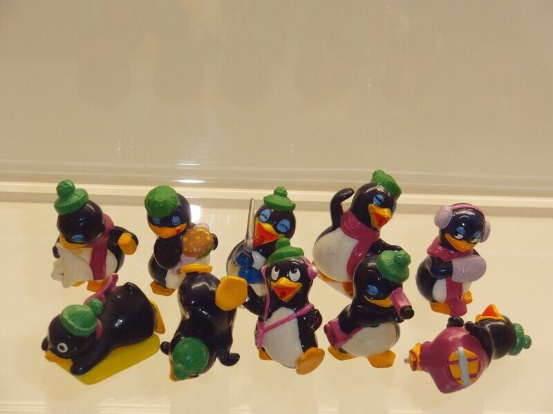 Ferrero Ü-Ei: 1992: Die Peppy Pingos:  kompletter Satz (ohne Eishockeyschläger) mit 10 Figuren ohne BPZ