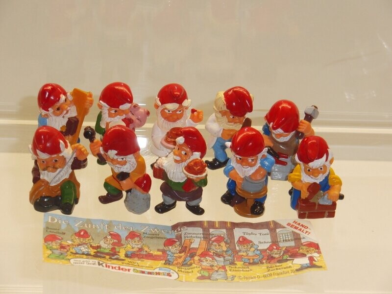 Ferrero Ü-Ei: 1992: Die Zunft der Zwerge:  kompletter Satz mit 10 Figuren
 + 1 BPZ