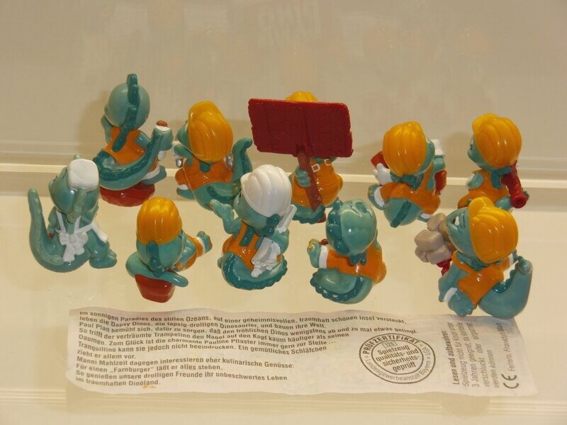 Ferrero Ü-Ei: 1995: Die Dapy Dinos: kompletter Satz mit 10 Figuren mit 1 BPZ Ferrero Ü-Ei: 1995: Die Dapy Dinos: kompletter Satz mit 10 Figuren mit 1 BPZ