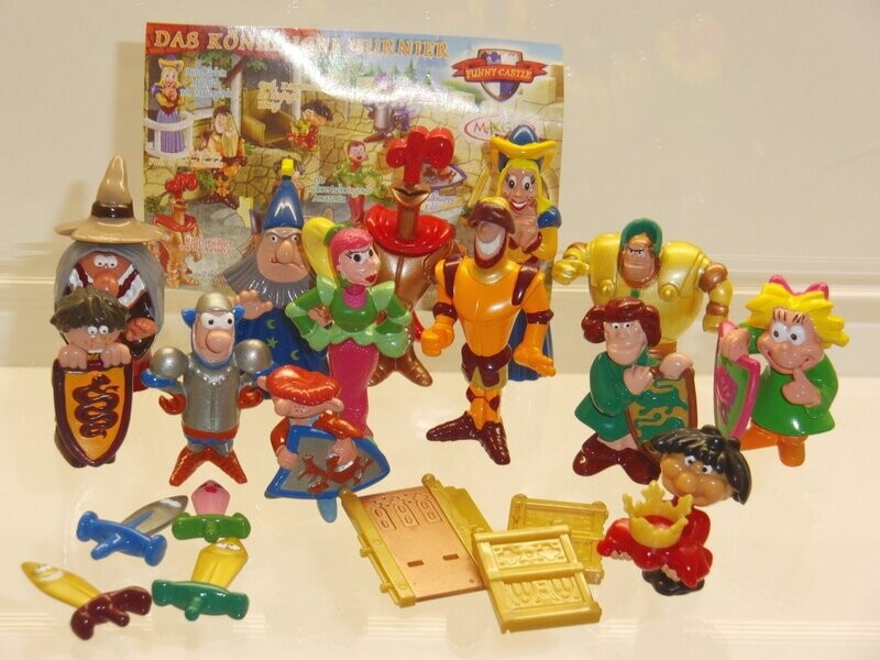 Ferrero Ü-Ei: 2004: Das königliche Turnier - Funny Castle: kompletter Satz mit 13 Figuren mit 1 BPZ