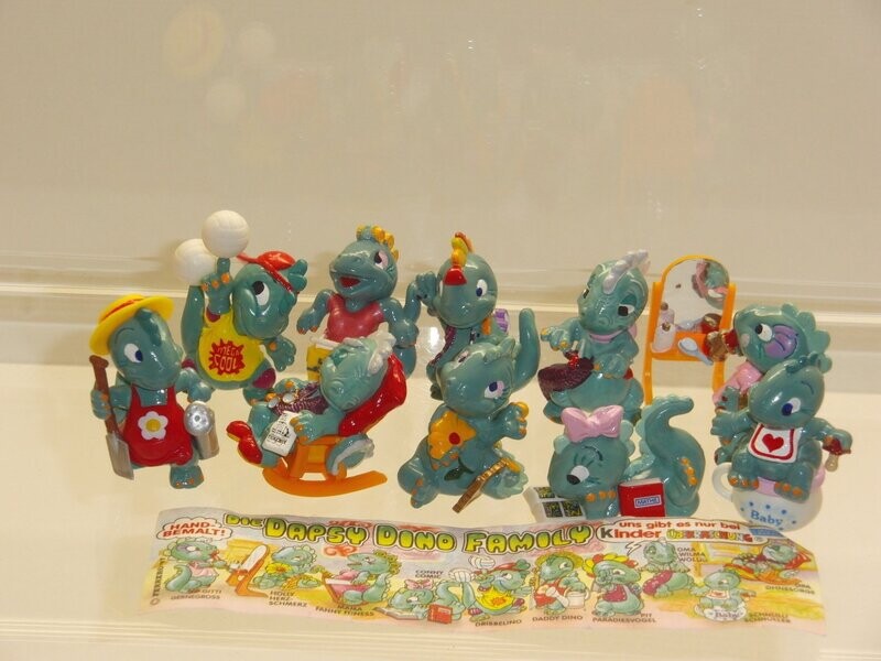 Ferrero Ü-Ei: 1997: Die Dapsy Dino Family: kompletter Satz mit 10 Figuren mit 1 BPZ