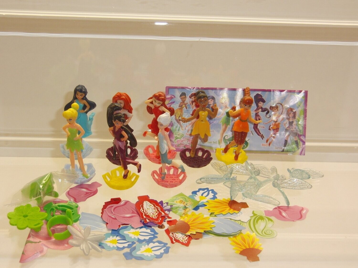 Ferrero Ü-Ei: 2014: Disney Fairies:  kompletter Satz mit 8 Figuren und 2 Zubehörteilen mit 1 BPZ