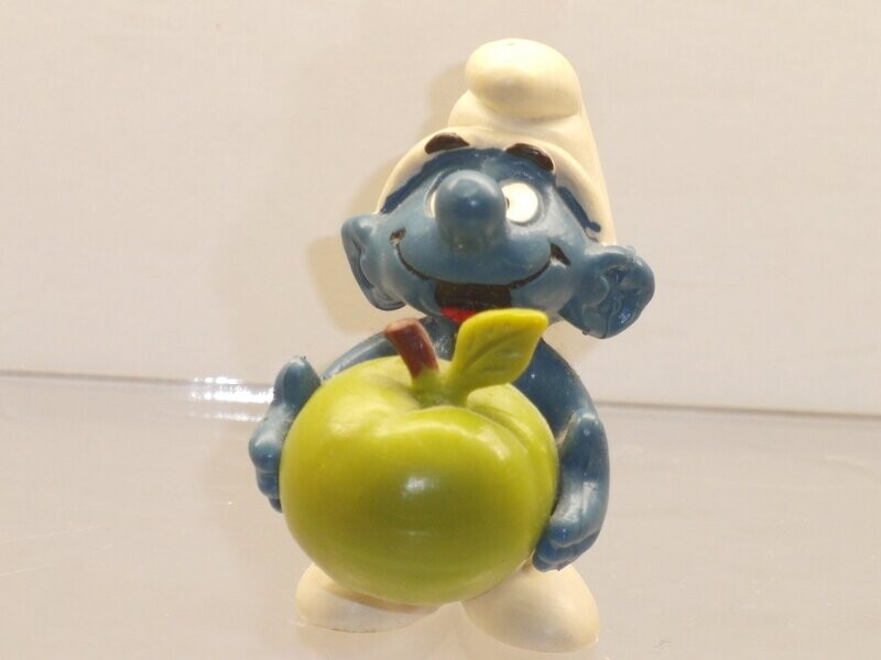 Schlumpf mit Apfel 2.0160 Apfel olivgrün Schlumpf mit Apfel 2.0160 Apfel olivgrün