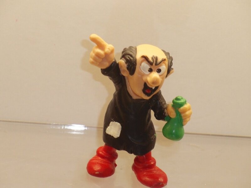 Gargamel mit einem Glas 2.0232 alte Form Bully (ohne Socken)