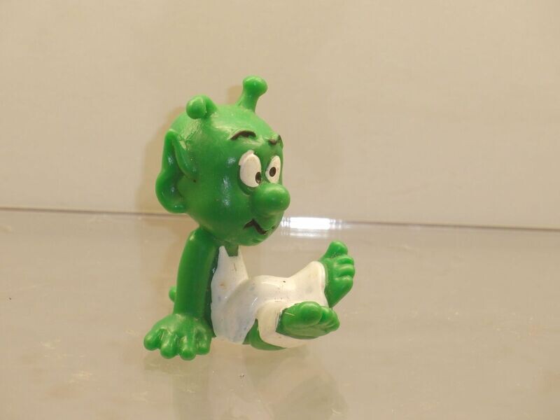 Sniks: 2. Serie: Bully 80er Jahre: Joker-Snik sitzend Sniks: 2. Serie: Bully 80er Jahre: Joker-Snik sitzend