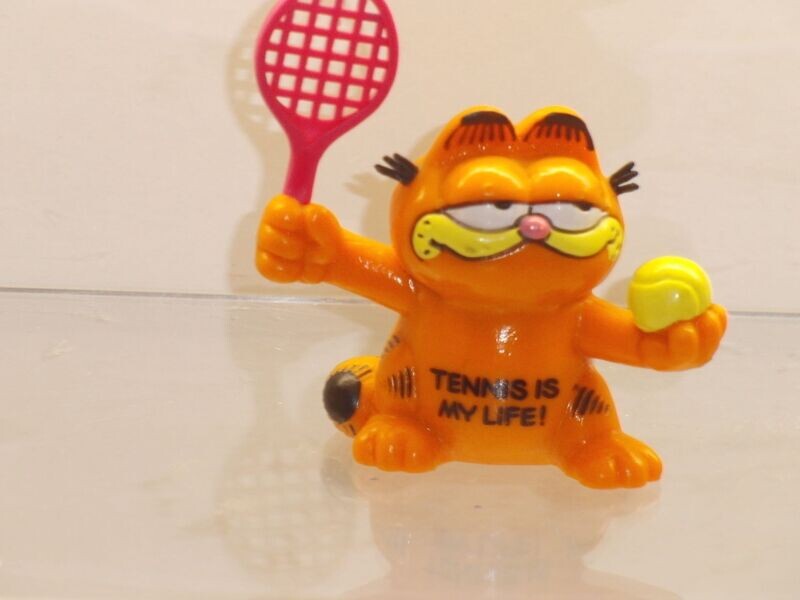 Garfield: Bully: Garfield als Tennisspieler Schläger Pink/lila Garfield: Bully: Garfield als Tennisspieler Schläger Pink/lila