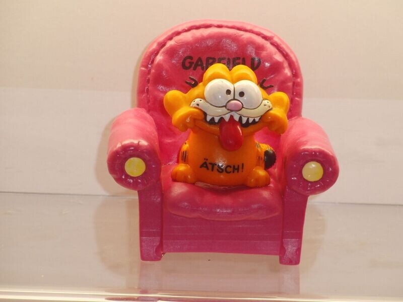 Garfield: Bully: Garfield im pinken Sessel: Böser Garfield Garfield: Bully: Garfield im pinken Sessel: Böser Garfield
