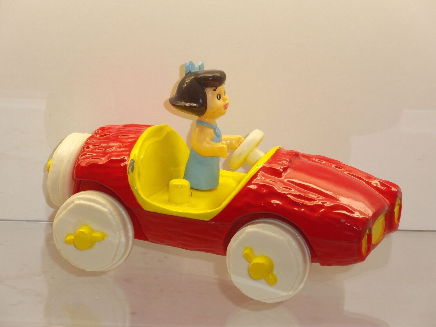 Familie Feuerstein: Edocar 1991: Betty im Auto (Metall/Kunststoff)