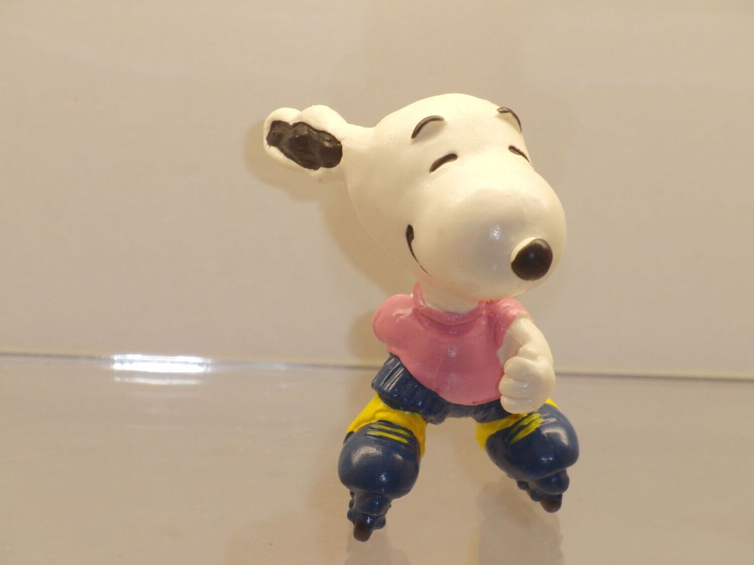 Snoopy/Peanuts: Schleich 1998: Snoopy als Inlineskater