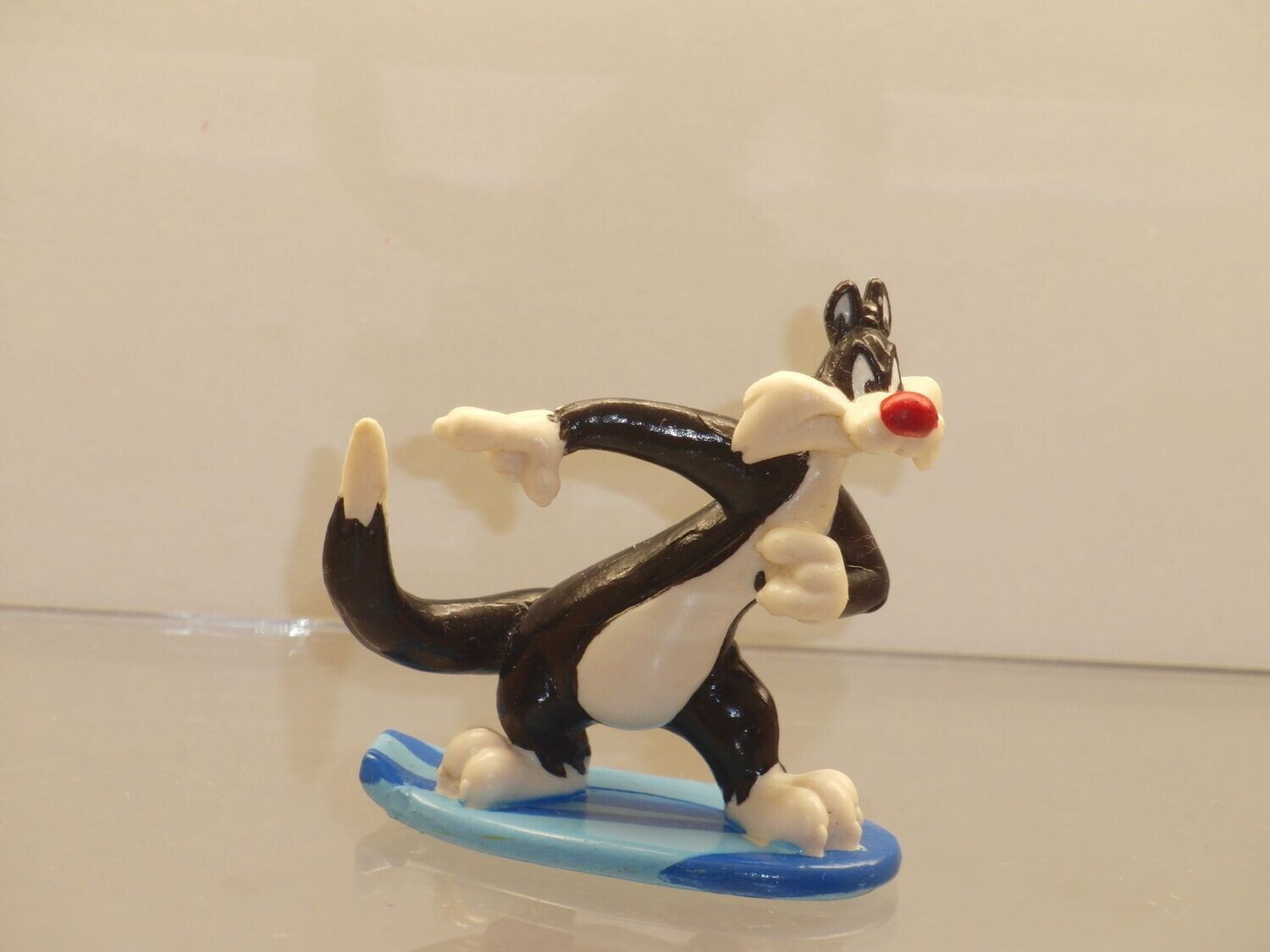 Bugs Bunny  & Co.: Freeriders 90er Jahre: Sylvester auf Surfbrett