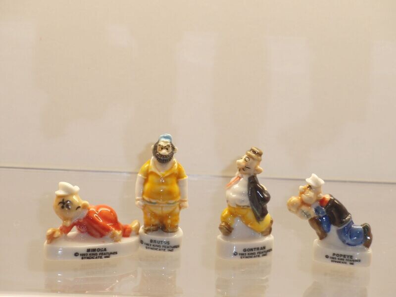 Popeye: Königskuchen Frankreich: 4 verschiedene Figuren aus Keramik Popeye: Königskuchen Frankreich: 4 verschiedene Figuren aus Keramik