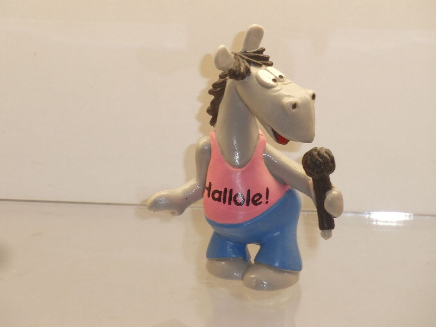 Äffle & Pferdle: Pferdle mit Mikrophon (Hemd rosa/Hose blau) Hallole