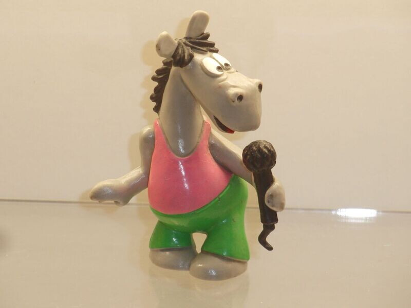 Äffle & Pferdle: Pferdle mit Mikrophon (Hemd rosa/Hose grün) Äffle & Pferdle: Pferdle mit Mikrophon (Hemd rosa/Hose grün)