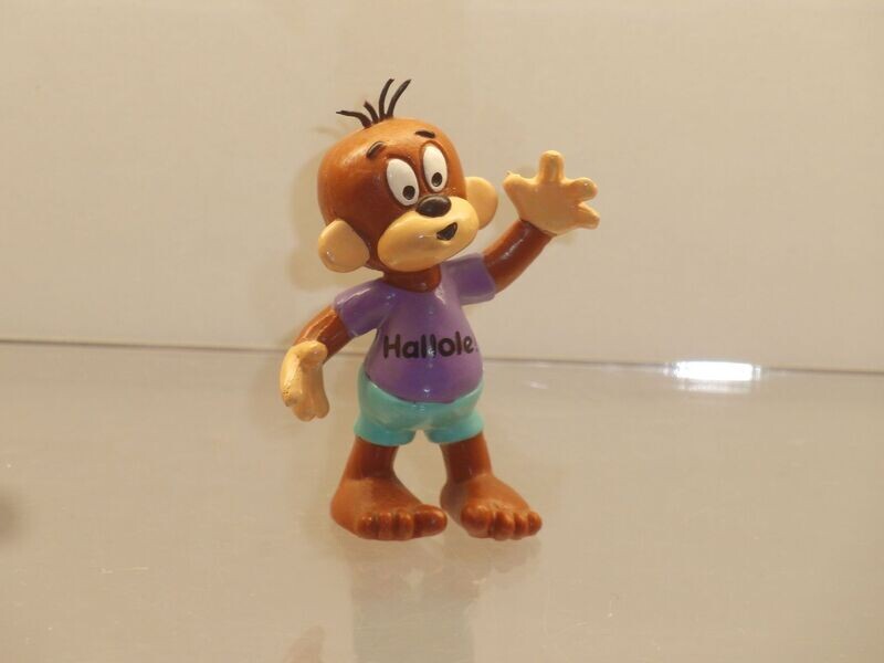 Äffle & Pferdle: Äffle (Hemd lila/Hose türkis) Hallole Äffle & Pferdle: Äffle (Hemd lila/Hose türkis) Hallole