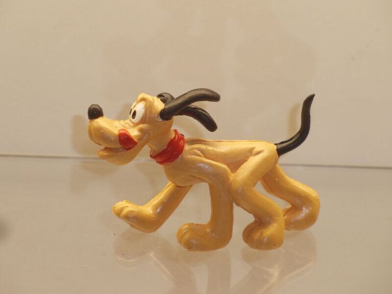 Disney: Pluto: Evanplast Poland: Pluto laufend Disney: Pluto: Evanplast Poland: Pluto laufend