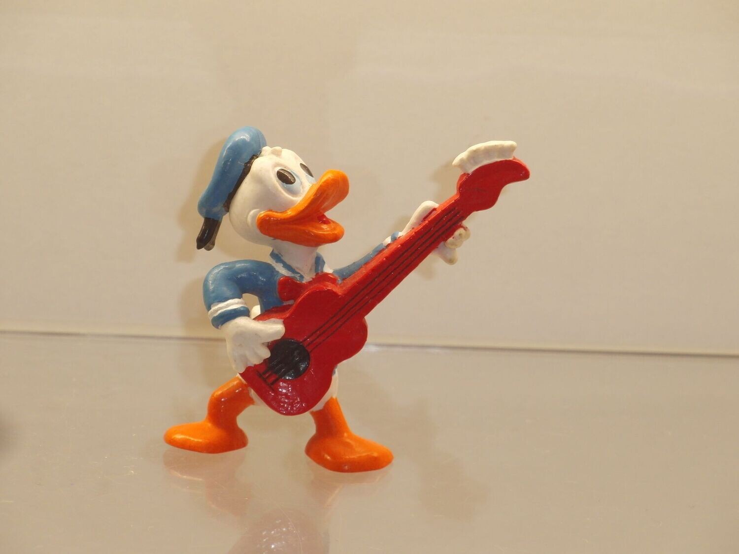 Disney Donald Duck: Applause 90er Jahre: Donald mit Gitarre