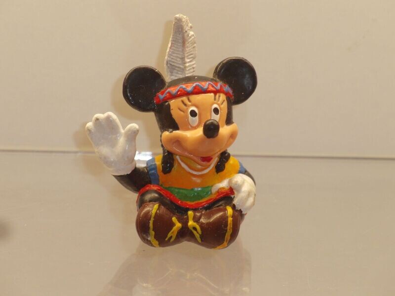 Disney Bully 90er Jahre: Minnie als Indianerin Disney Bully 90er Jahre: Minnie als Indianerin
