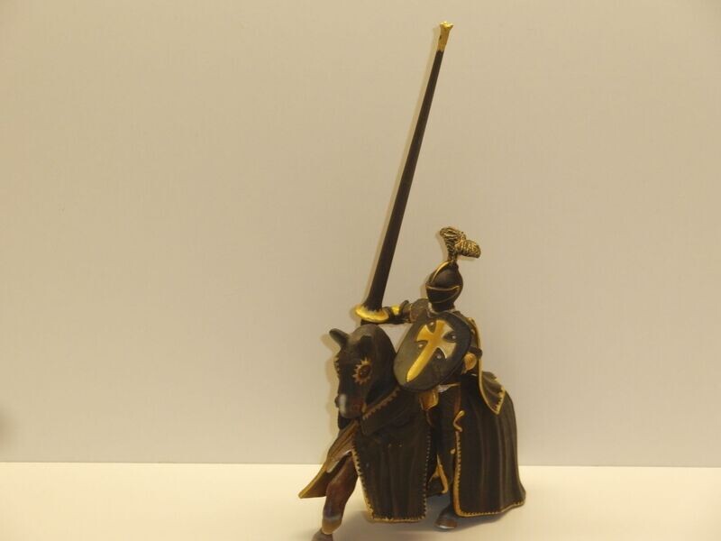 Schleich: 70032 schwarzer Ritter auf Pferd Schleich: 70032 schwarzer Ritter auf Pferd