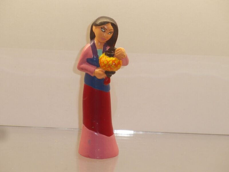 Disney's Mulan: Bullyland 1998: Mulan Kleid rot-rosa Disney's Mulan: Bullyland 1998: Mulan Kleid rot-rosa