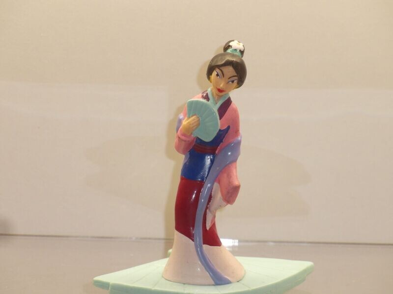Disney's Mulan: Applause 90er Jahre: Mulan im Kimono Disney's Mulan: Applause 90er Jahre: Mulan im Kimono