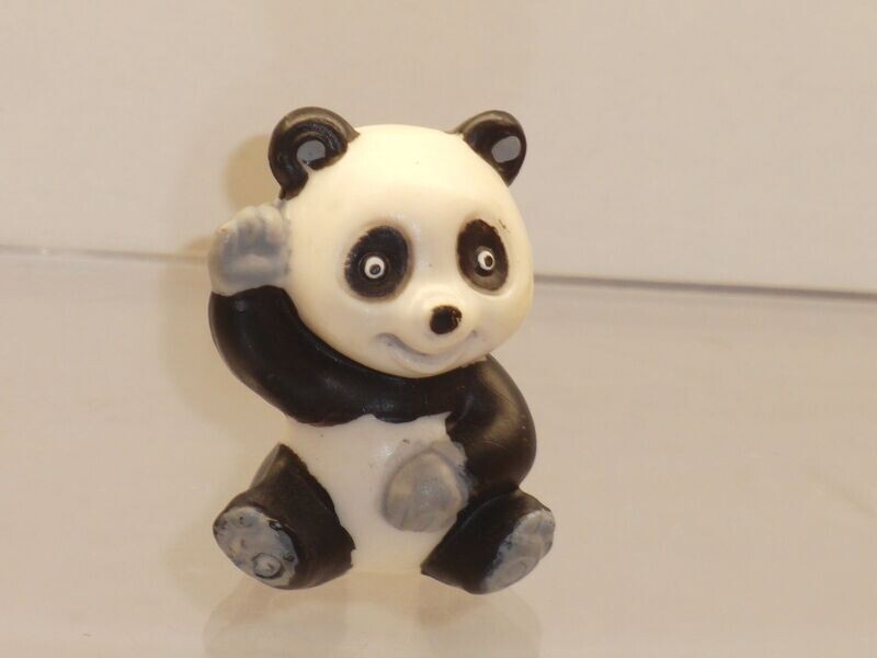 Tao Tao und seine Freunde 1984: Tao Tao winkend Tao Tao und seine Freunde 1984: Tao Tao winkend